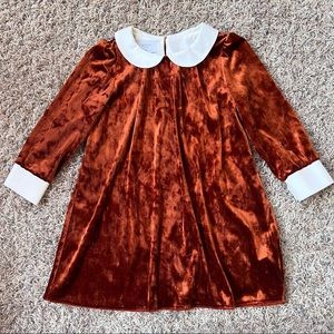 Gorgeous dress by Paade Mode.